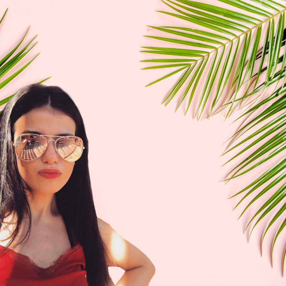 Meet your Posher, Adriana